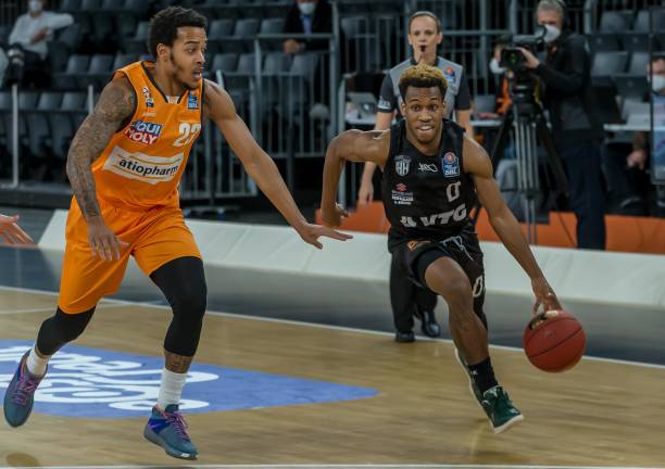 上的冲突矛 上的冲突矛